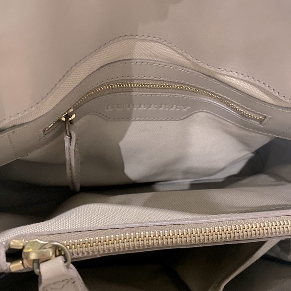 Burberry Smoked Check Bag Authentic - Picture 2 of 13